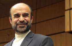 طهران تؤكد تعاونها «النووي» وموسكو تستعجل المفاوضات