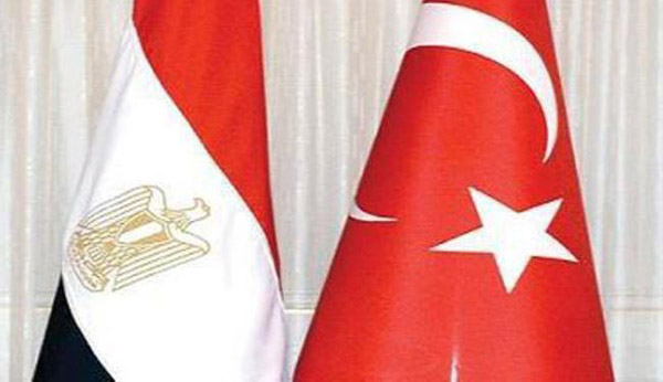القاهرة تطرد السفير التركي وانقرة تتوعد برد مماثل