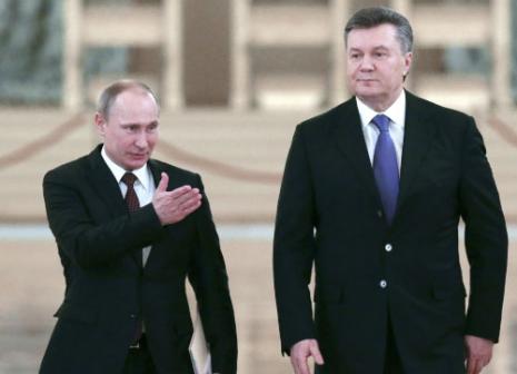 اوكرانيا | بوتين يعوّض كييف بـ 15 مليار دولار واتفاقات عسكرية