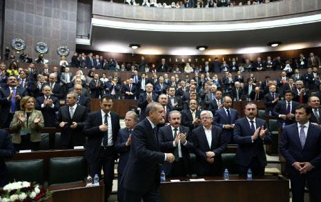 أردوغان يتوعد بتطهير القضاء