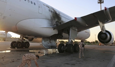 معارك عنيفة في مطار العاصمة الليبية طرابلس