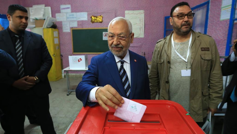 الغنّوشي: تونس ستستكمل ديمقراطيتها رغم &quot;قطاع الطرق&quot;