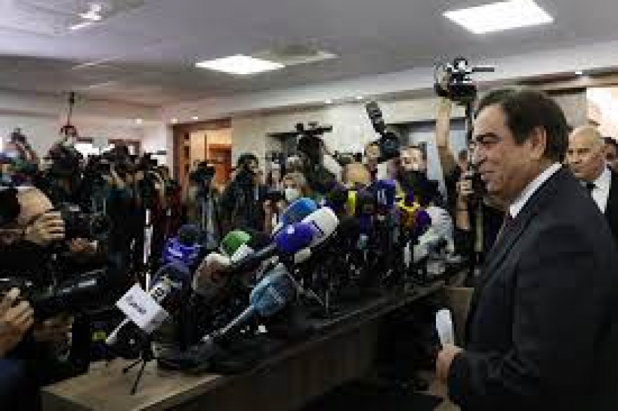 جورج قرداحي يقدم استقالته من الحكومة اللبنانية في مؤتمر صحافي