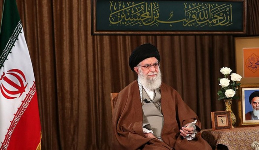 قائد الثورة يشيد بجهود قوى الامن الداخلي في ايران