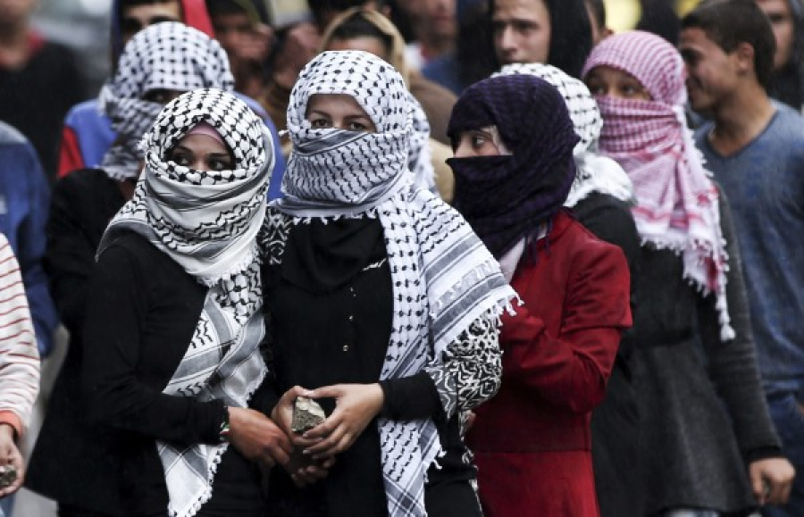 المرأة الفلسطينية في النضال وفي مُعتقلات الاحتلال (2)