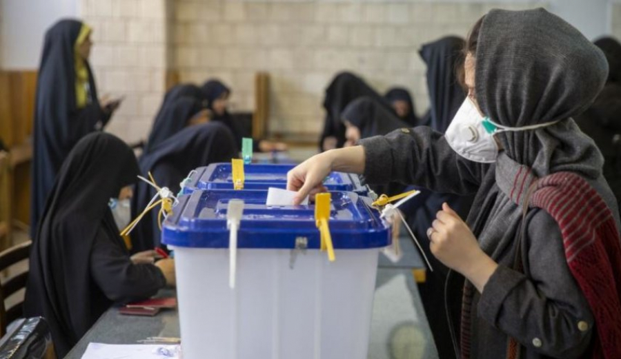 تفاعل في الشارع الايراني ومواقع التواصل وارتفاع رغبة المشاركة بالانتخابات