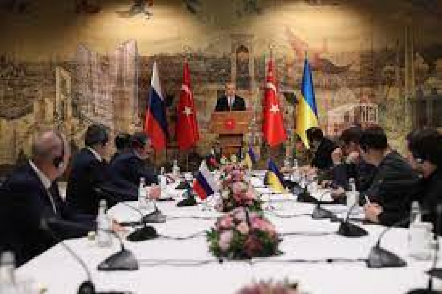 حديث عن تحول إستراتيجي و10 مؤشرات على قرب الاتفاق.. هل تضع الحرب الروسية في أوكرانيا أوزارها بعد المفاوضات في تركيا؟