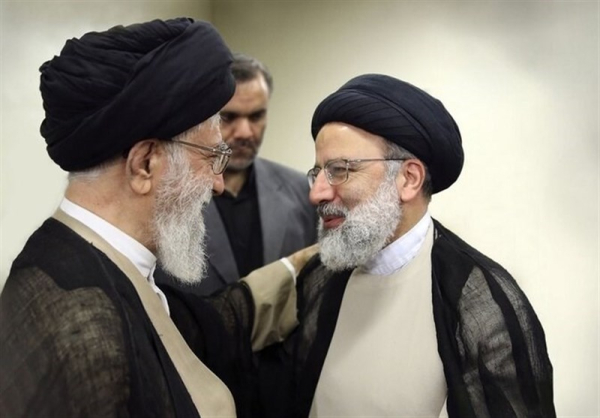 الإمام الخامنئي يعزي باستشهاد آية الله رئيسي ويعلن الحداد 5 أيام.. مخبر يتولى إدارة السلطة التنفيذية