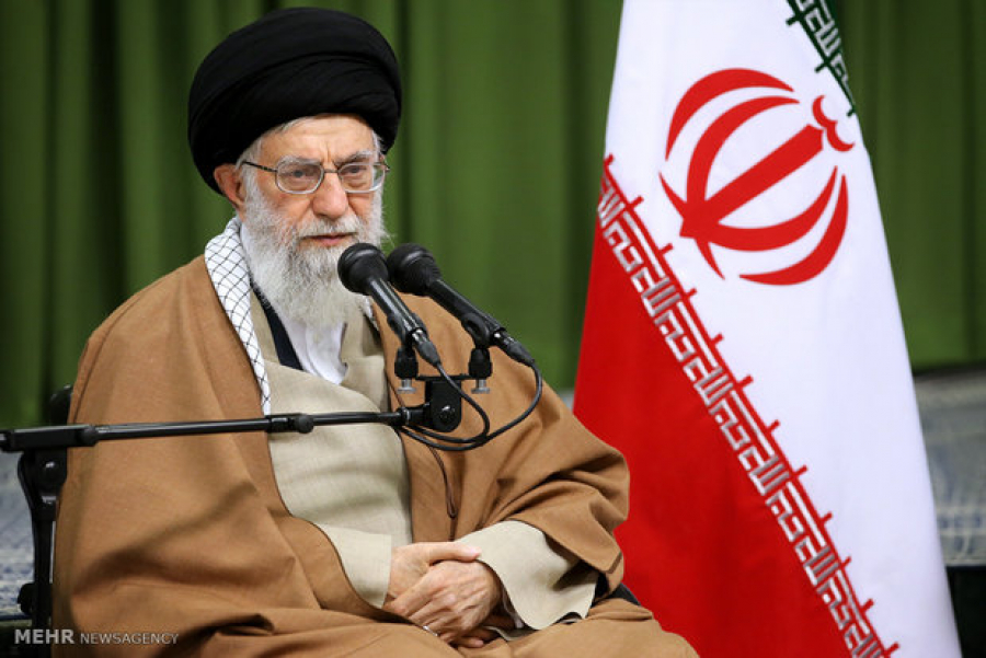 قائد الثورة: العدو يسعى لرسم صورة خاطئة وسلبية عن الوضع في ايران