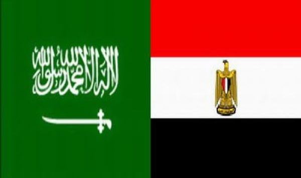 السعودية تصفي حساباتها مع مصر وتسعى لتشويه الثورة