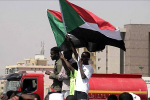 السودان ينفي قبوله &quot;شروطا غير معلنة&quot; لرفع العقوبات الاقتصادية الأمريكية