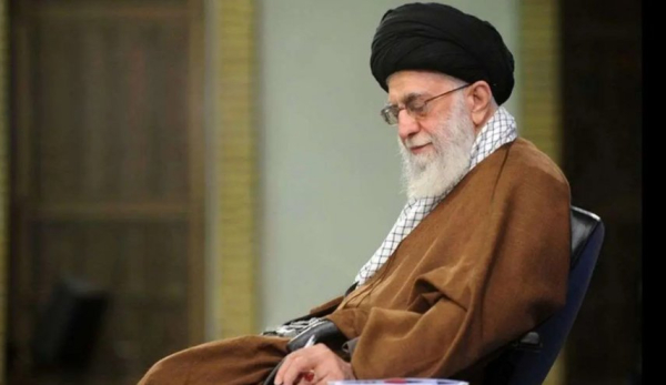 قائد الثورة: على جميع المسلمين الوقوف بكل امكانياتهم مع شعب لبنان وحزب الله