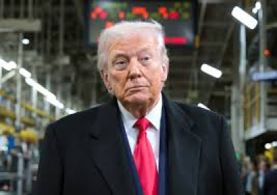 ترامب يعلن تمديد وقف إطلاق النار.. وإيران لن ترسل وفدها إلى باكستان الأربعاء