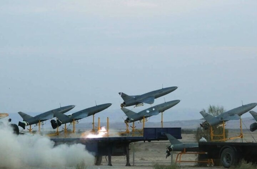 الجيش الايراني يستهدف عدة مواقع استراتيجية للعدو الصهيوني بوابل من الطائرات المسيرة