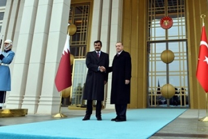هل تشعل قطر صراعاً تركياً- سعودياً على النفوذ؟.. الخليج أمام صيف ملتهب