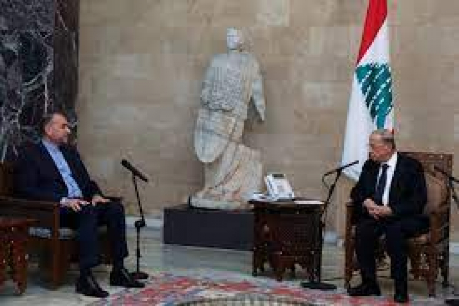 وزير الخارجية الإيراني يزور بيروت ويعلن استعداد طهران للمساعدة في كسر &quot;حصار&quot; لبنان