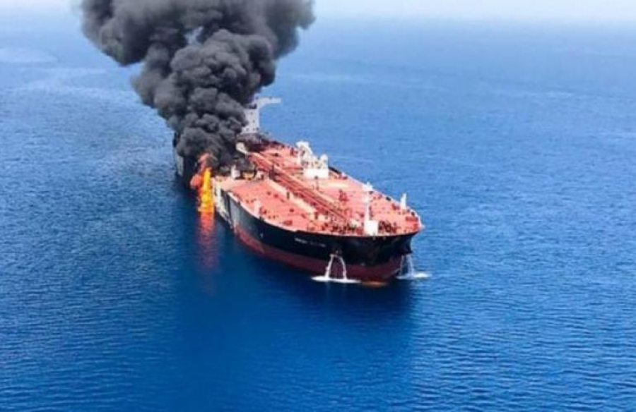 من وراء استهداف ناقلة النفط &quot;الإسرائيلية&quot; بطائرة مسيّرة قبالة سواحل عمان؟