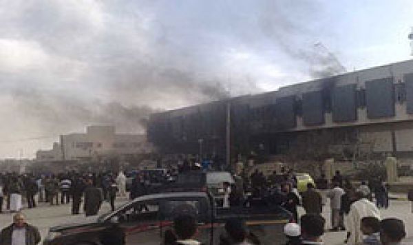 ثورة ليبيا: سيطرة على شرق البلاد، واعداد الشهداء كبيرة