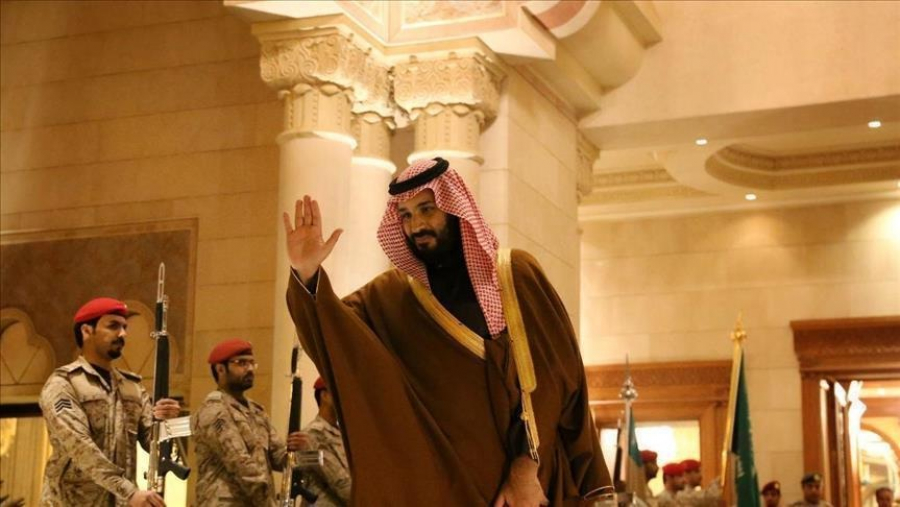 بن سلمان يصل مصر أول محطة خارجية له منذ توليه منصبه كولي عهد السعودية