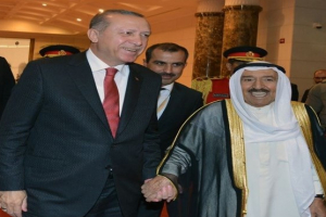 إردوغان خلال جولته الخليجية: &quot;جو ودي&quot; في الكويت وبحث في مكافحة الإرهاب بالسعودية