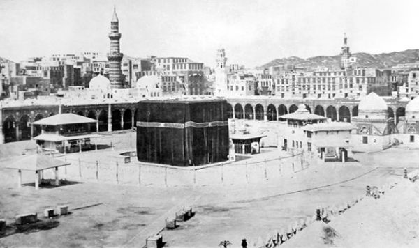 النبي ص وإعادة بناء الكعبة المشرفة 9