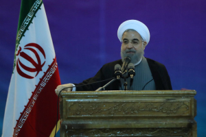 روحاني:خروج عن الإتفاق النووي یمثل إضعافا للأسرة الدولیة