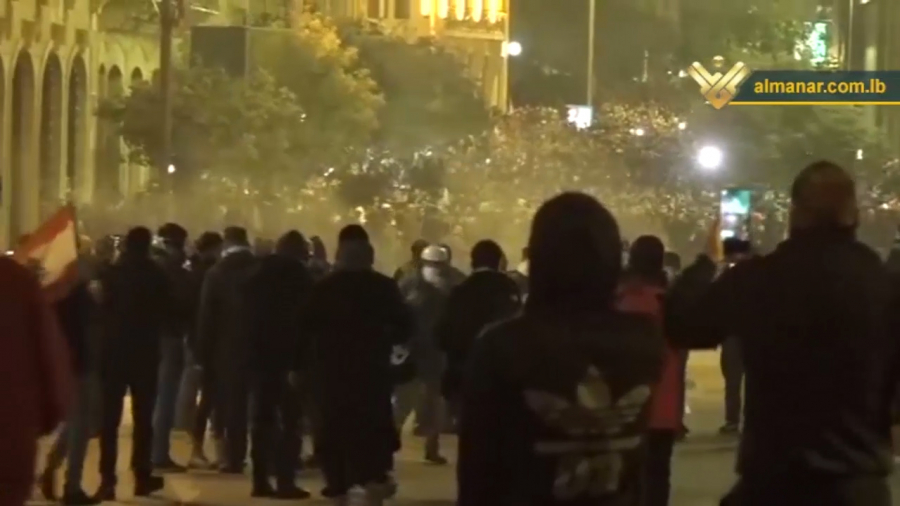 مواجهات بين متظاهرين وقوات الأمن وسط بيروت