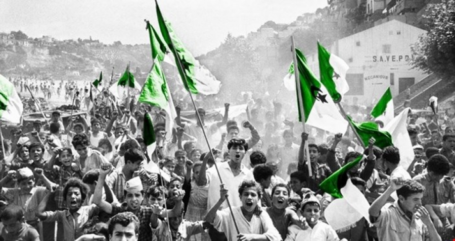 الجزائر.. المصالحة ولعبة التاريخ....