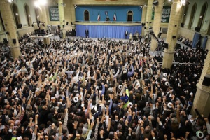 الإمام الخامنئي يستقبل الآلآف من أهالي نجف آباد