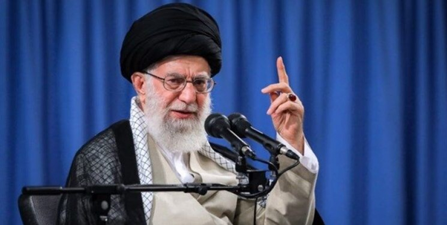 قائد الثورة: دعوا الاعداء يغضبون من يقظة الشعب الايراني