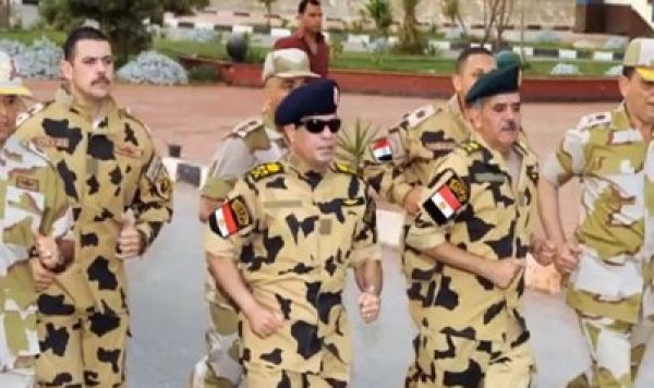 السيسي: تأمين الجبهة الداخلية لا يعني الانصراف عن حماية حدود الدولة