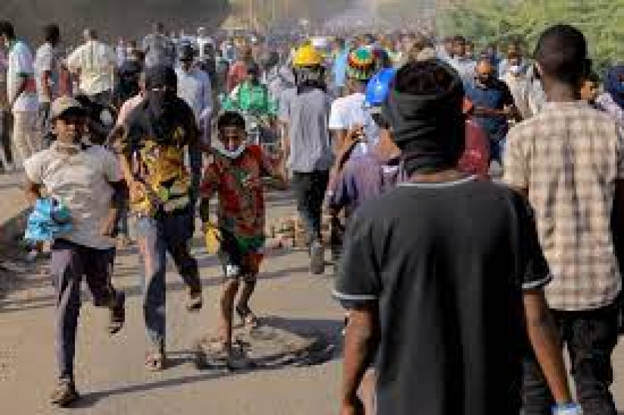 الأزمة السودانية.. القوى السياسية تبحث المقترح الأممي والاتحاد الأفريقي يلتقي البرهان