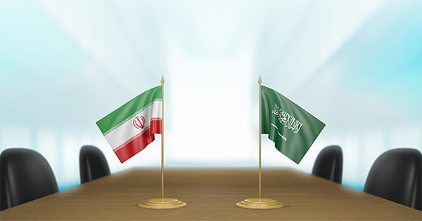 فايننشال تايمز: السعودية تصف محادثاتها مع إيران بالودية والجادة