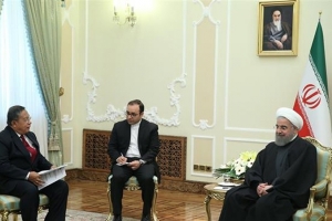 Iran urges enhanced relations with Indonesia