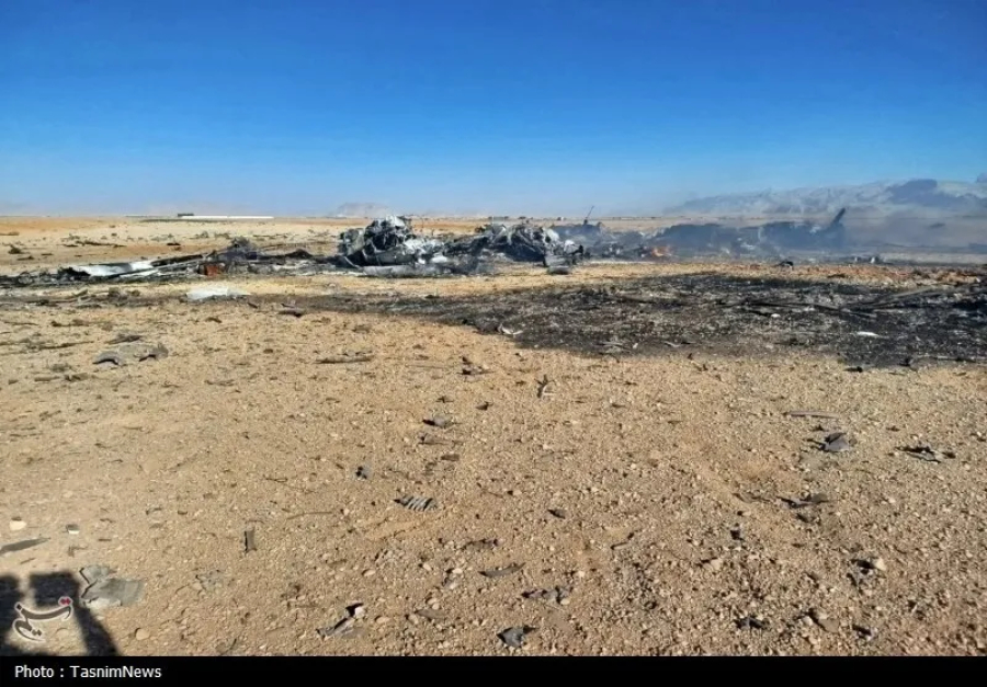 American plane wreckage in the plains of Iran