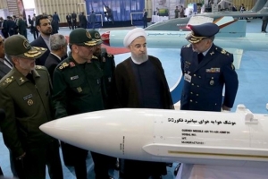 Iran Defense Ministry showcases achievements
