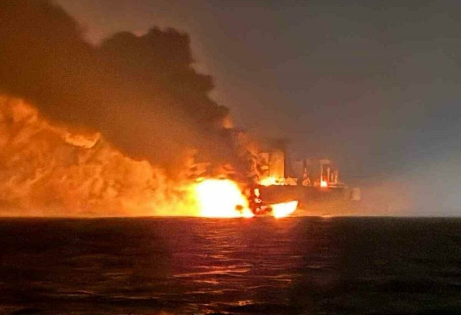 IRGC Reports Fire Aboard Two Oil Tankers in the Strait of Hormuz