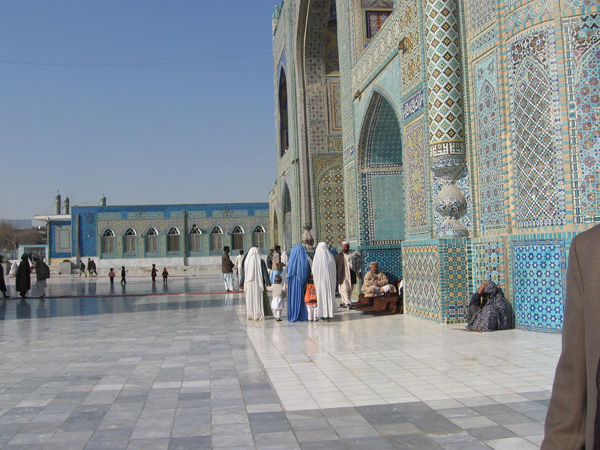 مسجد کبود در شهر مزار شریف – افغانستان