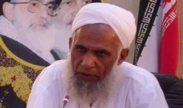 درس آزادگي و جوانمردي از آموزه هاي اصلي عاشورا است