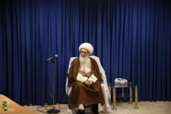 حضرت آیت الله نوری همدانی خواستار شد؛ تلاش مضاعف مسئولان برای خدمت رسانی به زائران بیت الله الحرام