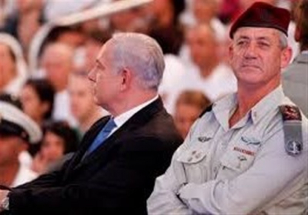 اولین پس‌لرزه متهم‌شدن نتانیاهو به فساد / کاهش مقبولیت نتانیاهو و افزایش شانس گانتس