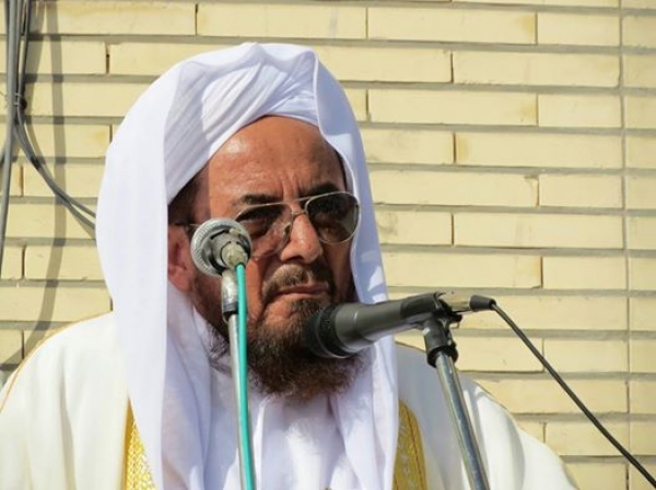 امام جمعه اهل سنت سراوان: اجرای سیاستهای اقتصاد مقاومتی راهگشای توسعه و پیشرفت کشور است