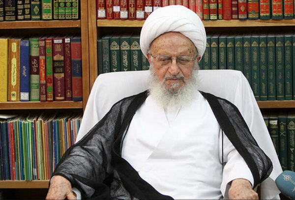 آیت الله العظمی مکارم شیرازی: بیانات رهبر انقلاب بهترین تبیین‌ها و تفسیرها از مکتب امام خمینی(ره) است