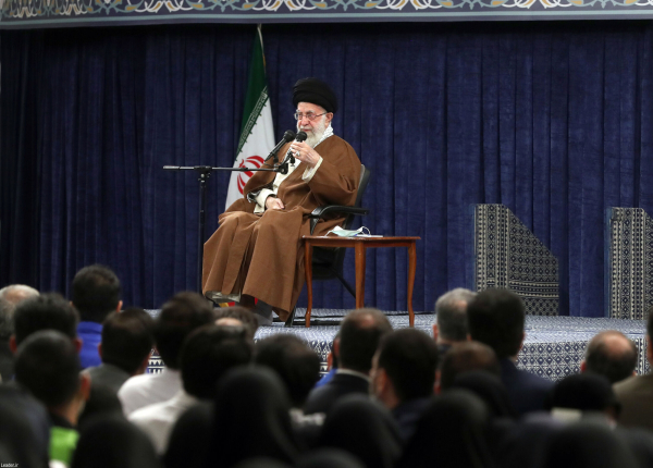 لزوم ارتباط مستقیم درآمد با کار/ باید فرهنگ ثروت‌های بادآورده متوقف شود