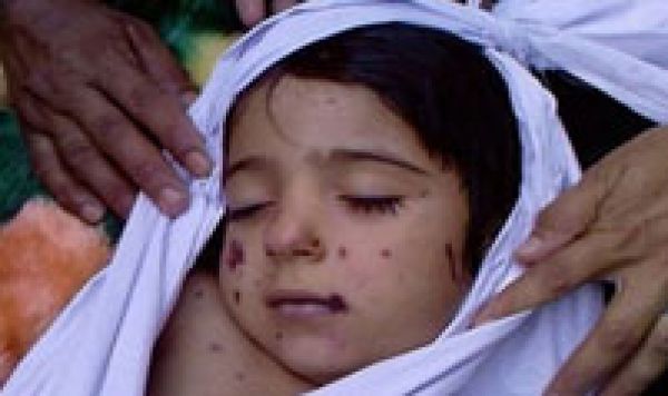 کودکان افغان به کدامین گناه به خاک و خون کشیده می شوند