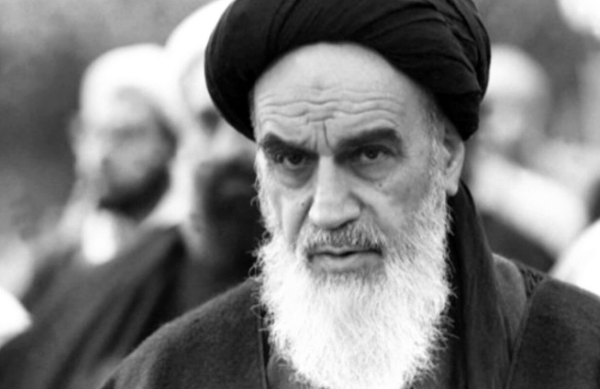 او خمینی بود؛ مردی که یک تنه، یک امت شد