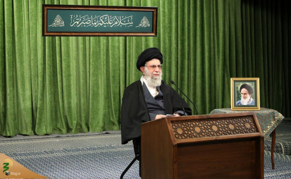 رهبر انقلاب: امروز پرستاران در چشم مردم از همیشه عزیزتر و شرافتمندتر هستند