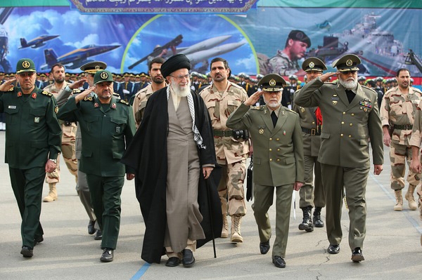 بیانات در هشتمین مراسم دانش‌آموختگى‌ دانشجویان دانشگاه‌هاى افسرى ارتش 1393/08/26