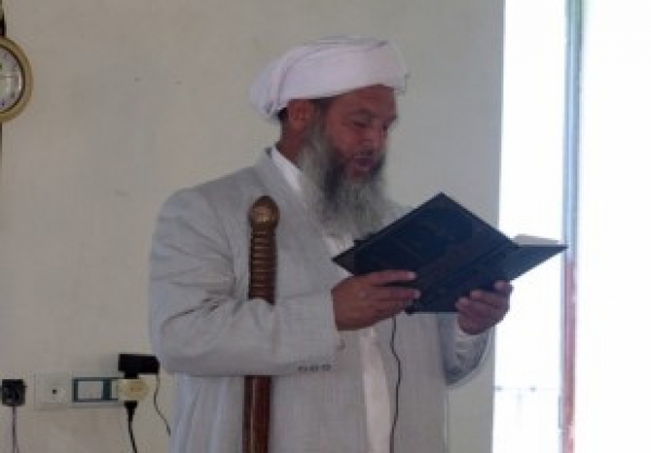 امام جمعه اهل سنت تازه ياب تاکید کرد:تحقق وحدت،در سایه تمسک به سنت محمدی و اهل بیت