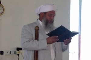 امام جمعه اهل سنت تازه ياب تاکید کرد:تحقق وحدت،در سایه تمسک به سنت محمدی و اهل بیت